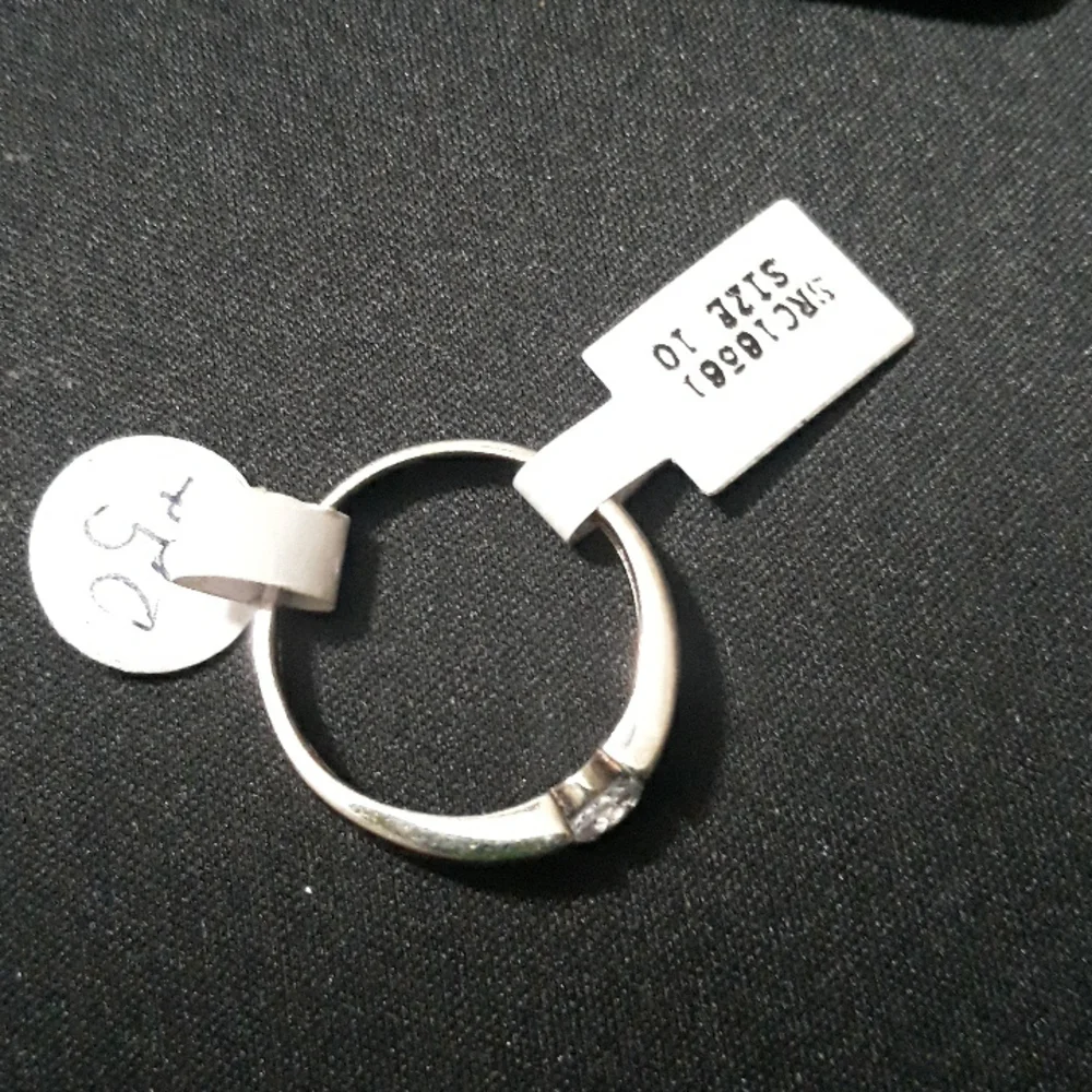 Men's cz ring sz 10 sterling silver.